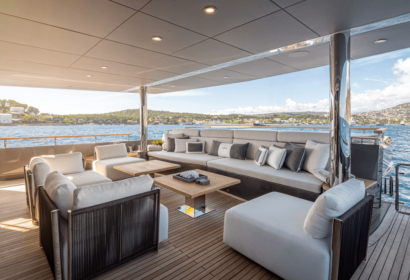 2027 Numarine 37XP - Photo 70
