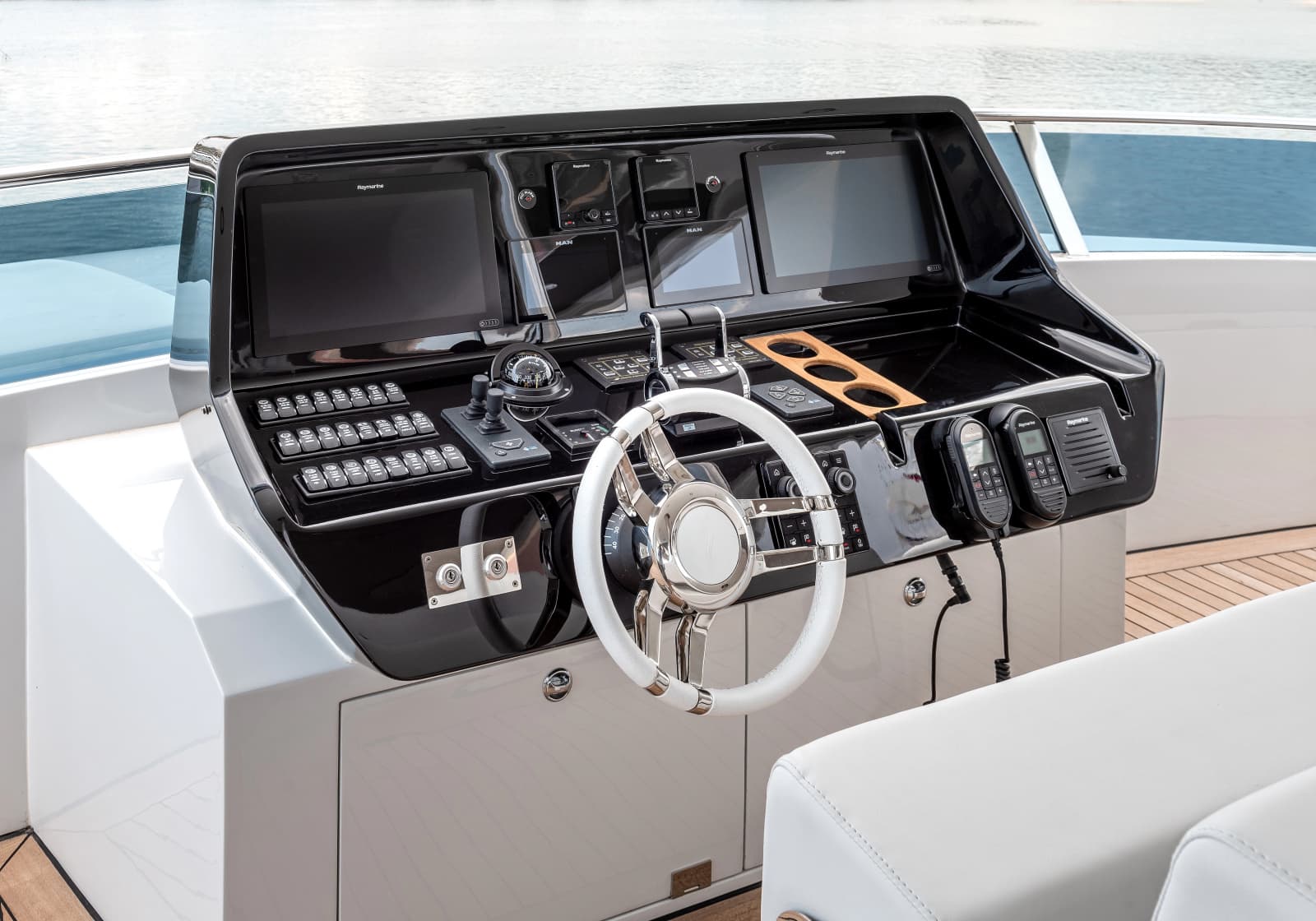 2027 Numarine 37XP - Photo 64