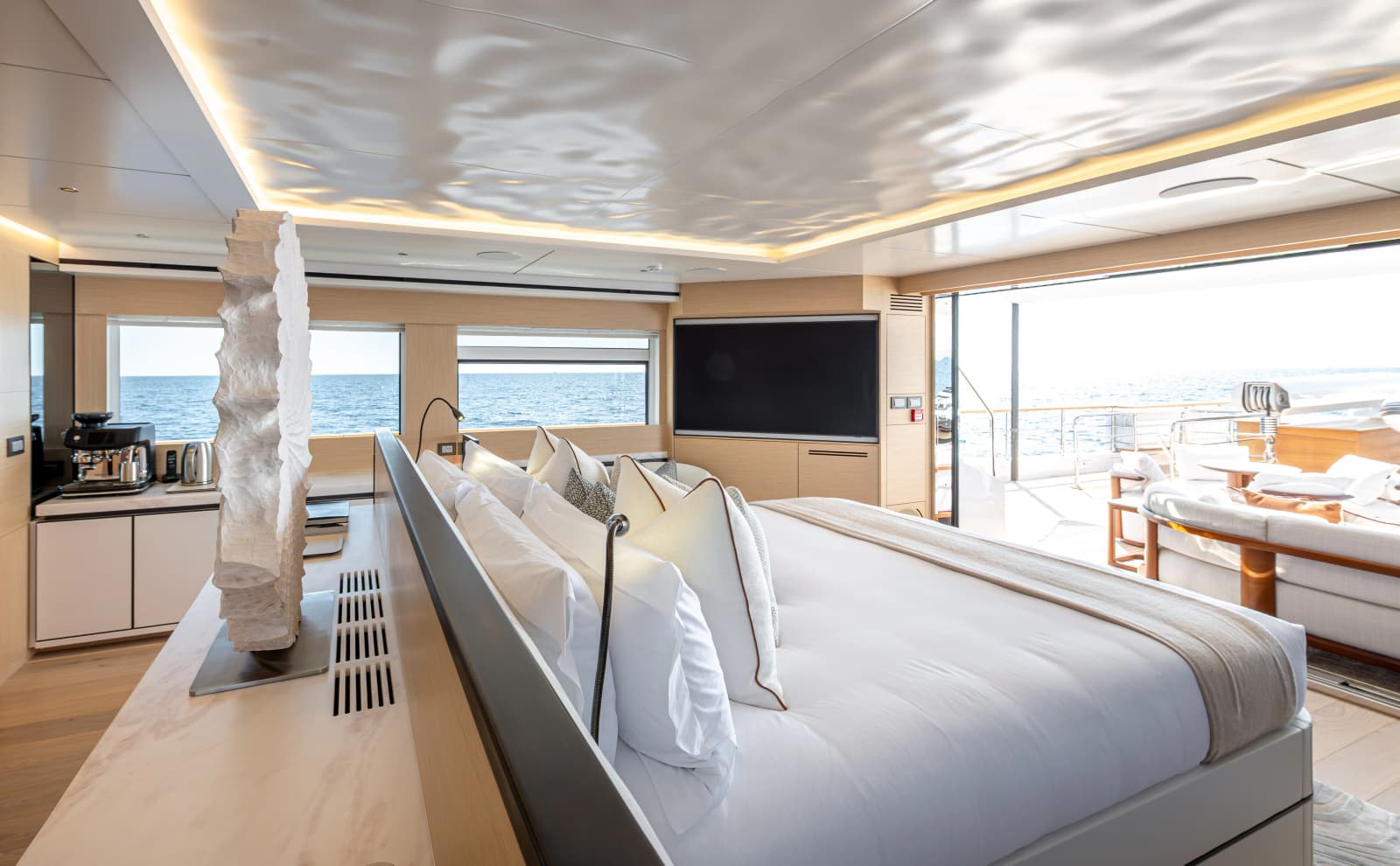 2027 Numarine 37XP - Photo 27