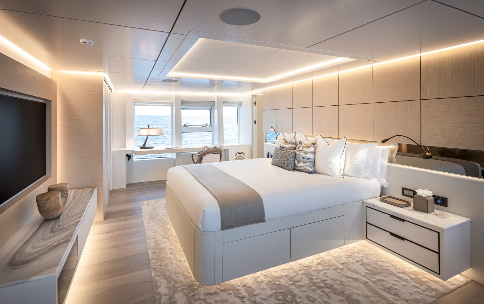 2027 Numarine 37XP - Photo 15