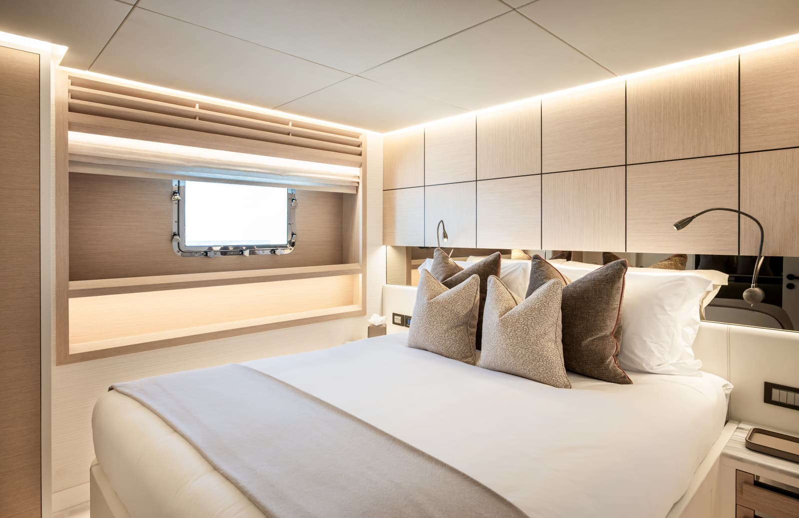2027 Numarine 37XP - Photo 36