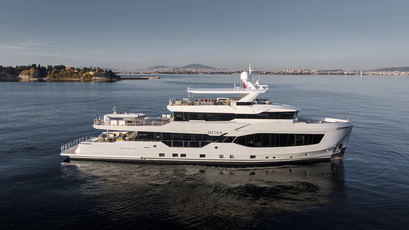 2027 Numarine 40MXP - Photo 2
