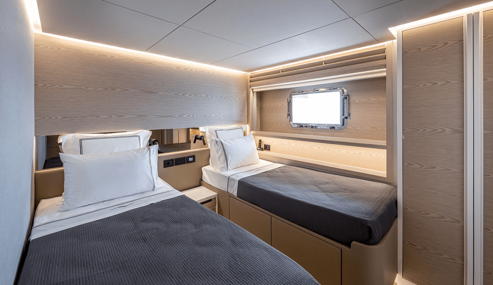 2027 Numarine 40MXP - Photo 103
