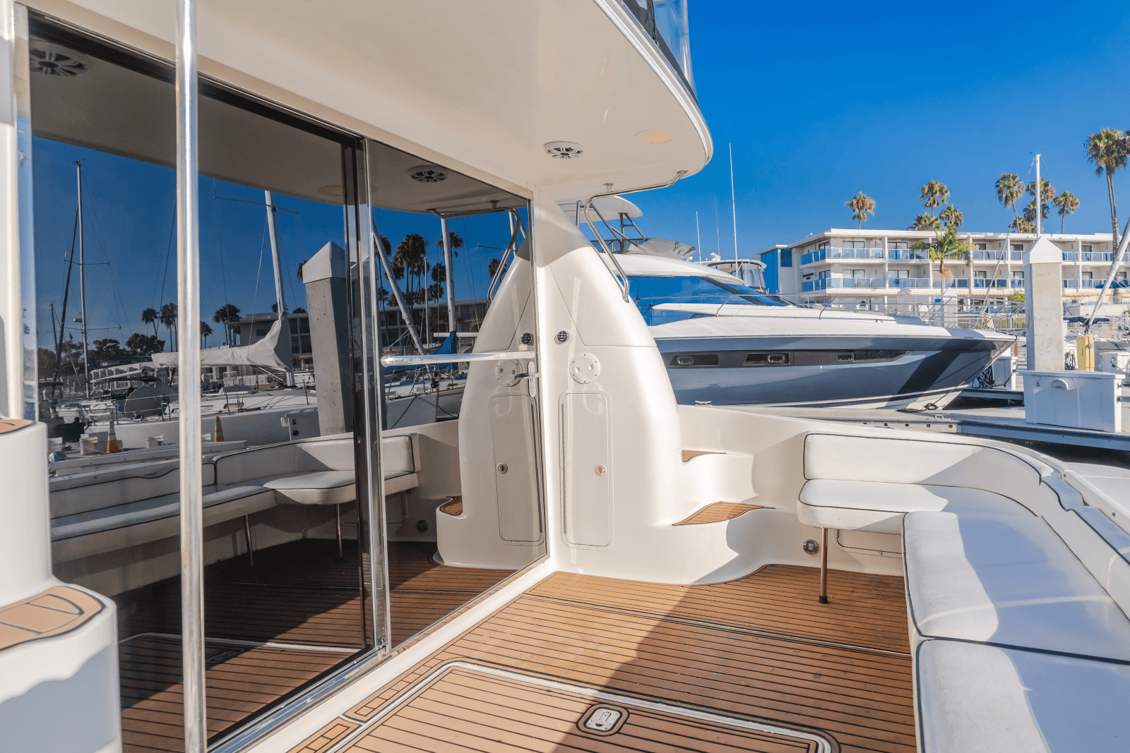 1998 Sea Ray 480 Sedan Bridge - Photo 12