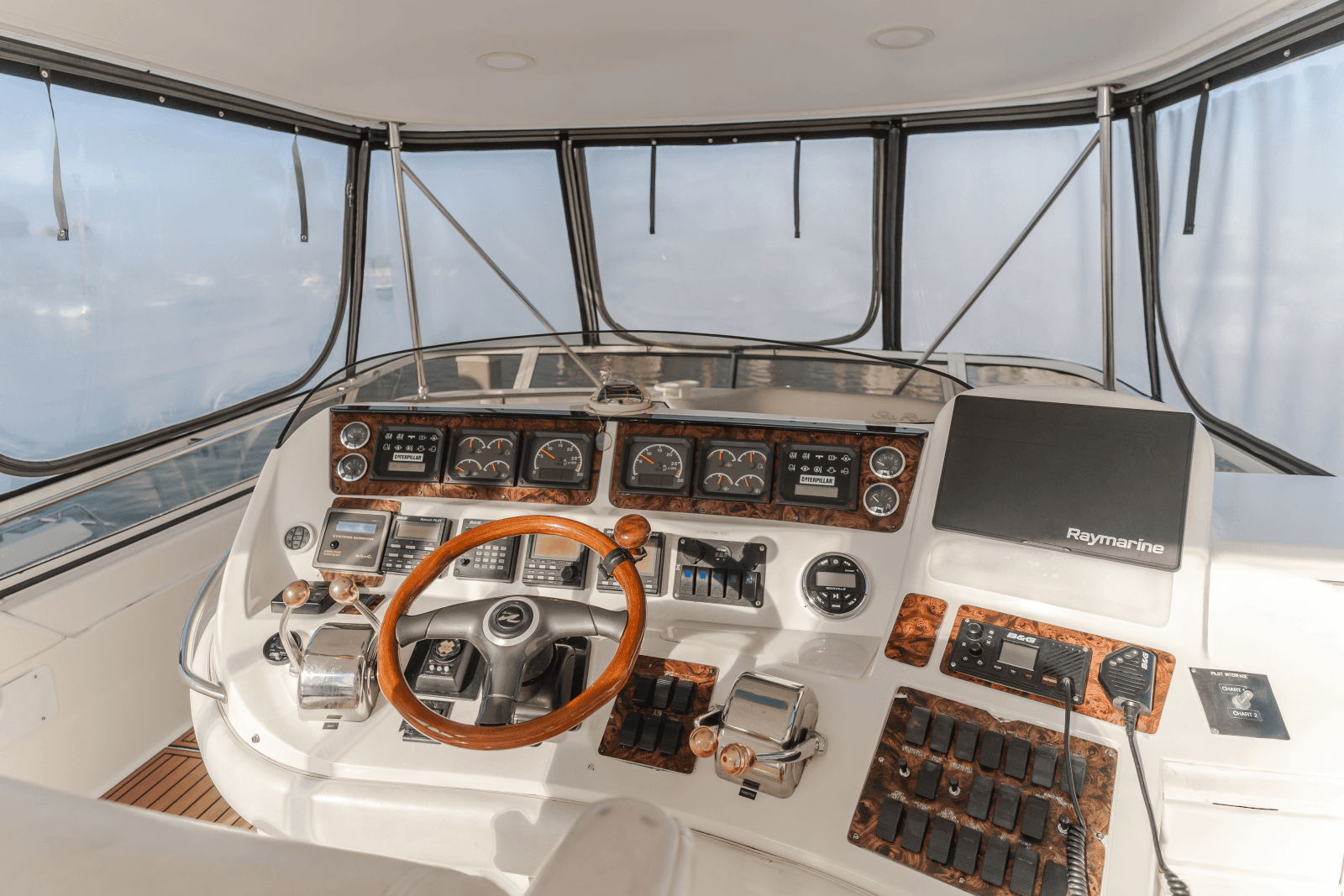 1998 Sea Ray 480 Sedan Bridge - Photo 17