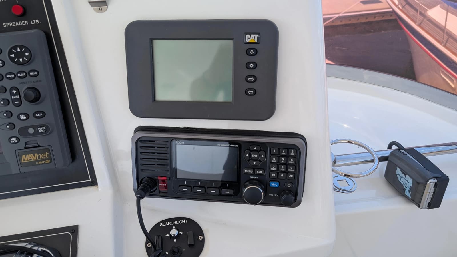 2004 Johnson Motor Yacht - Photo 23