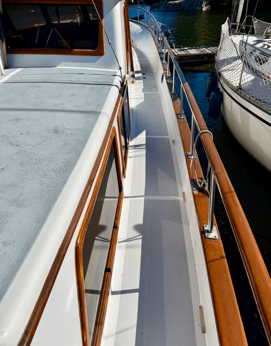 1978 Albin 43 Trawler - Photo 4