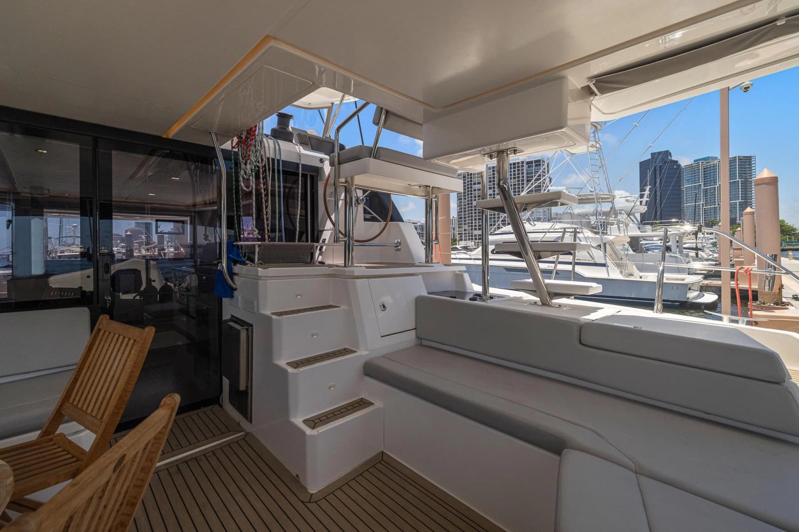 2019 Leopard 50 - Photo 18