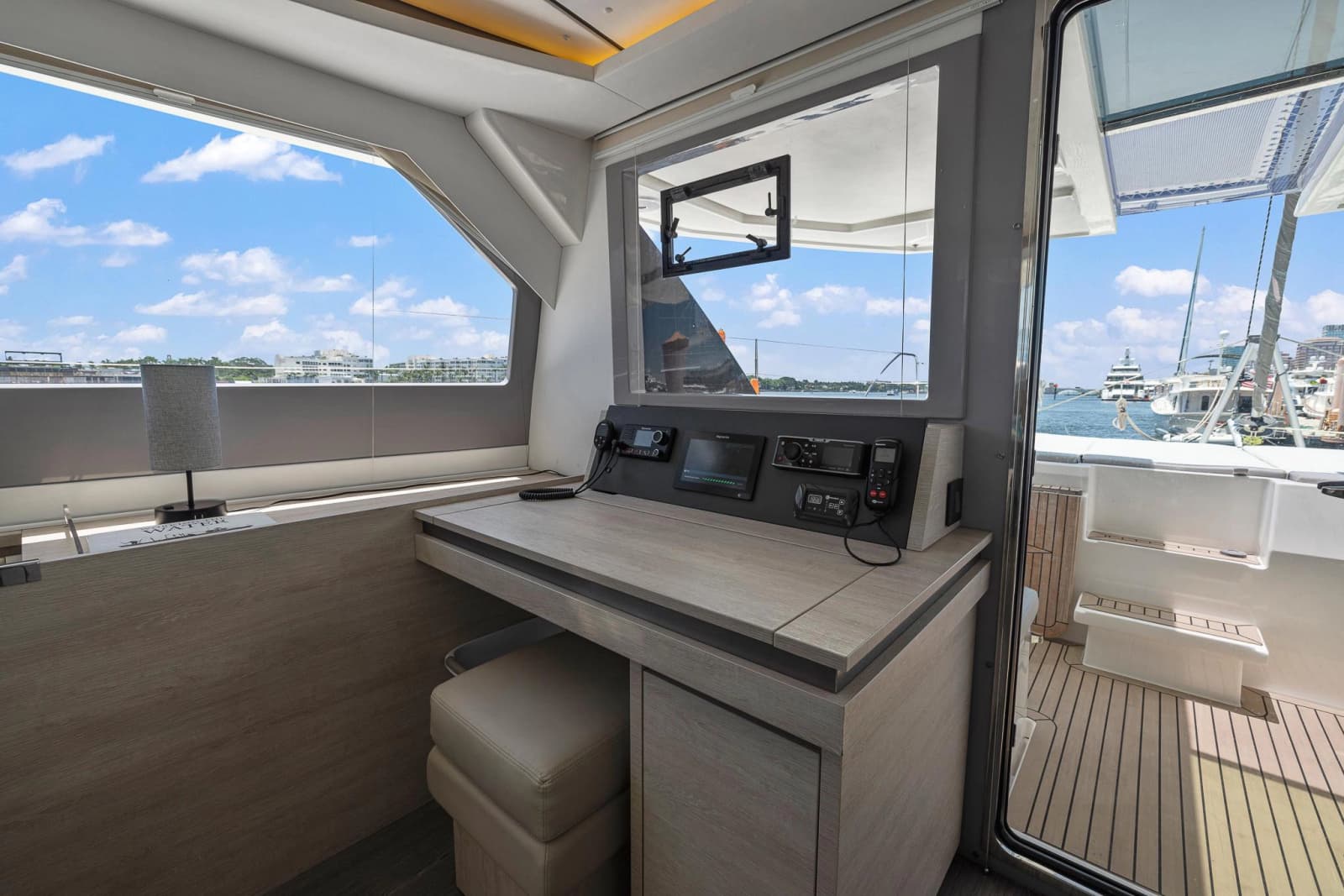2019 Leopard 50 - Photo 22
