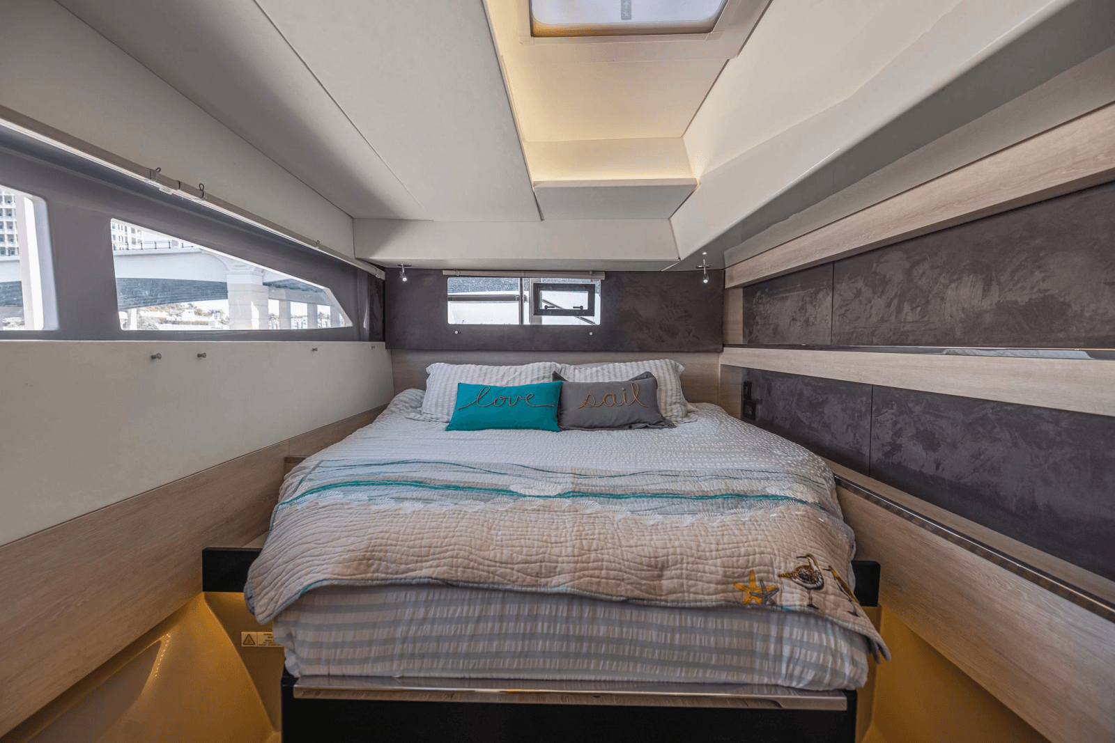 2019 Leopard 50 - Photo 27