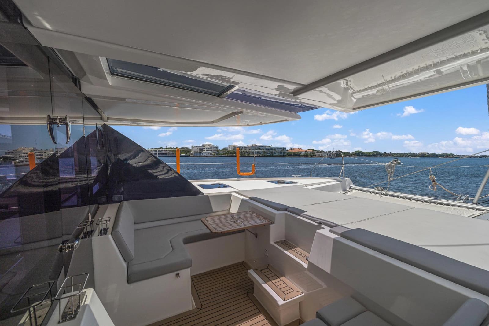 2019 Leopard 50 - Photo 20
