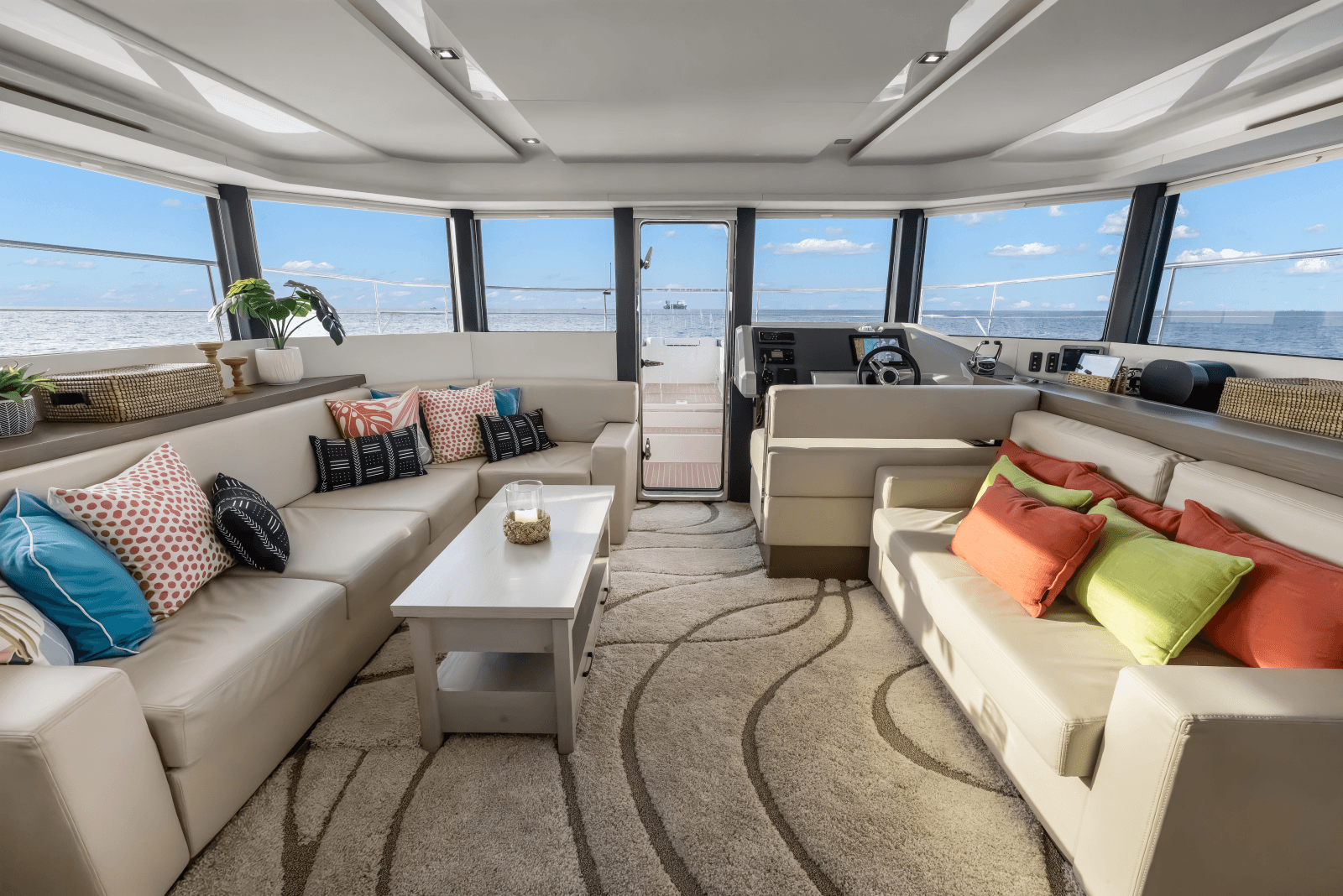 2021 Leopard 53 Powercat - Photo 18
