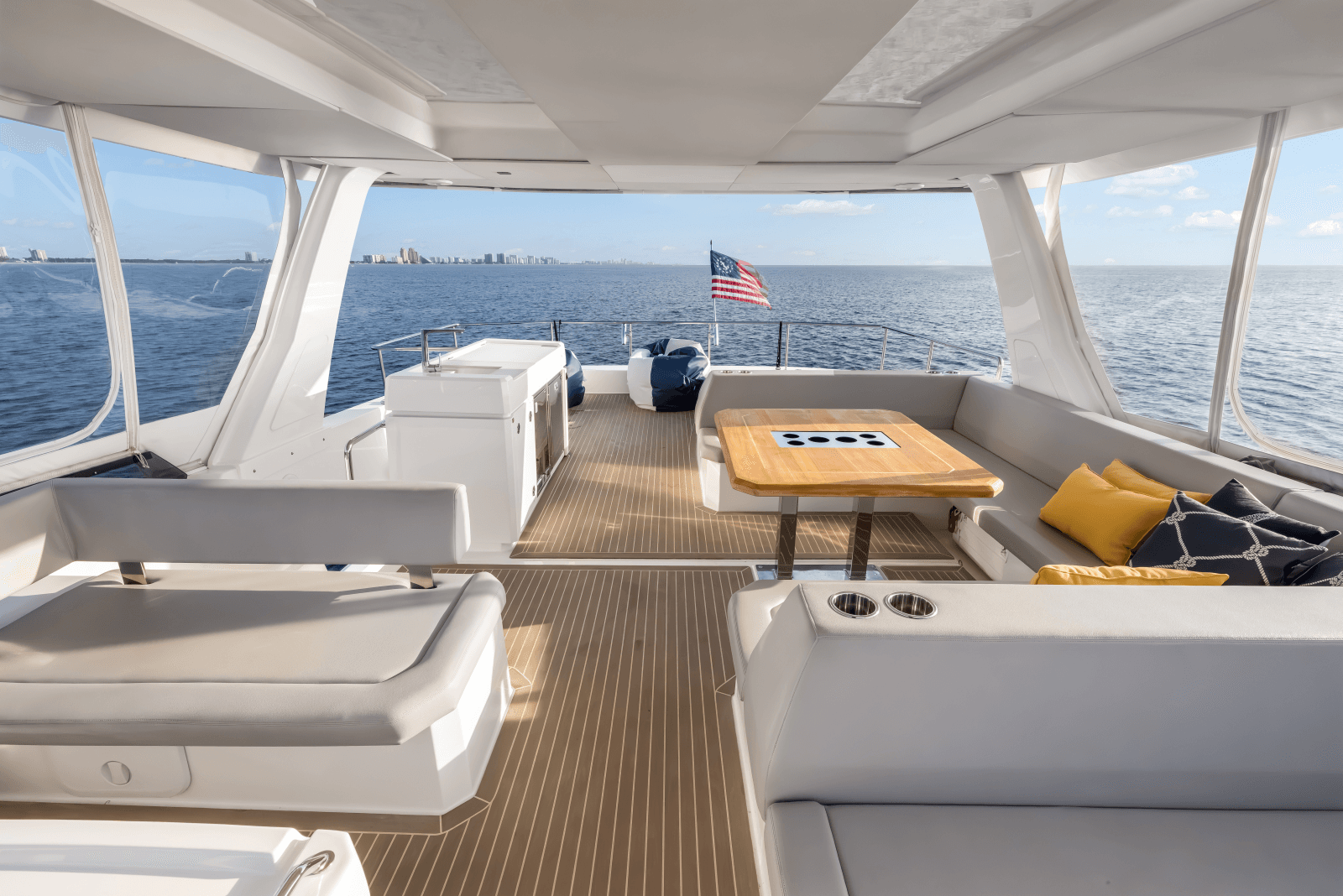 2021 Leopard 53 Powercat - Photo 6