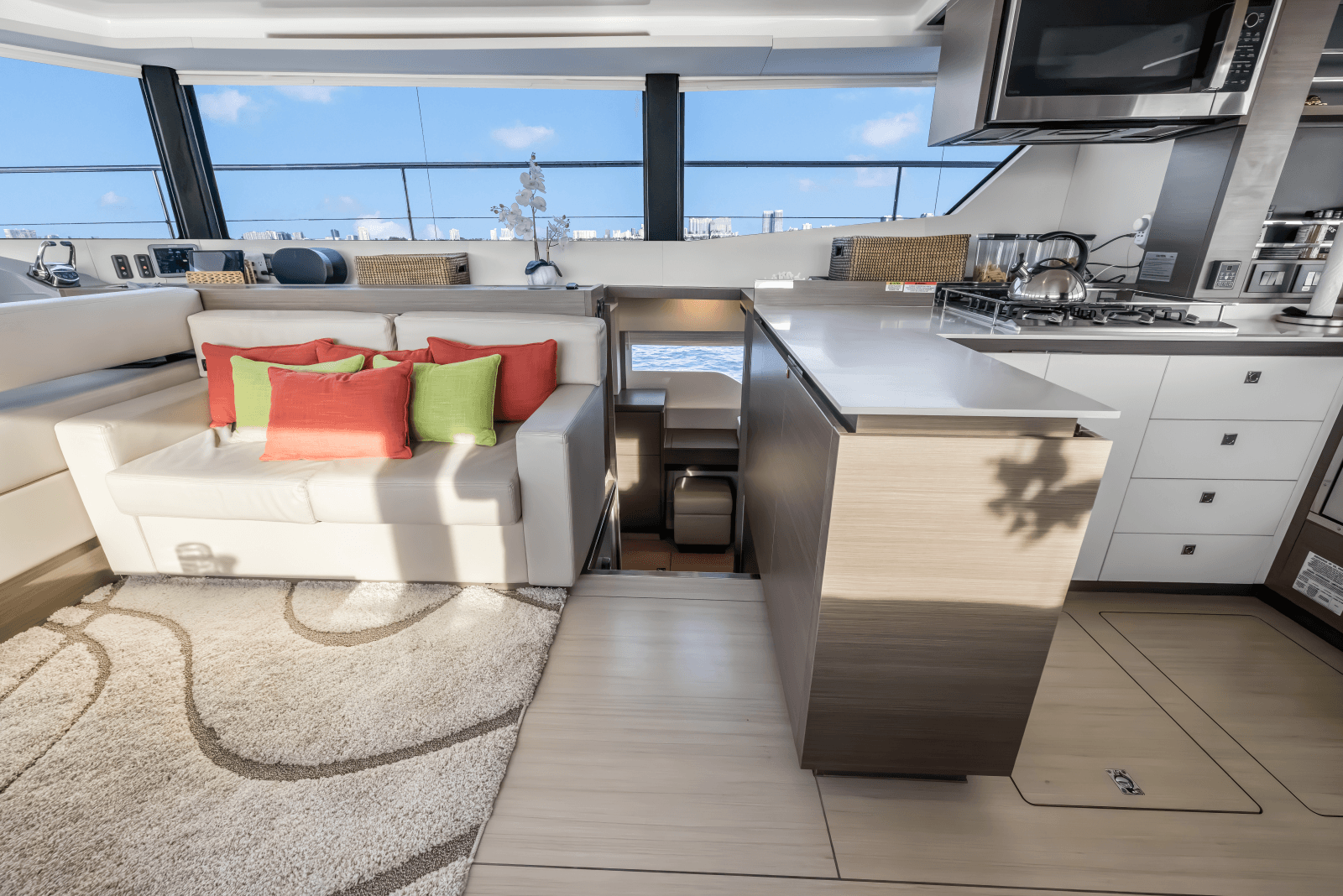 2021 Leopard 53 Powercat - Photo 21
