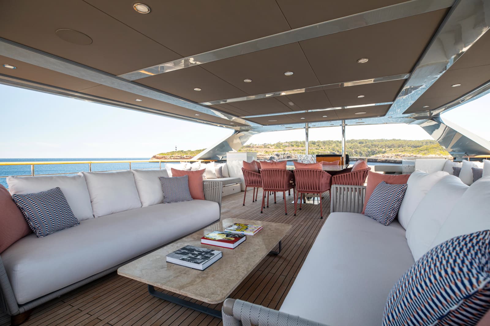 2023 Numarine 37XP - Photo 13