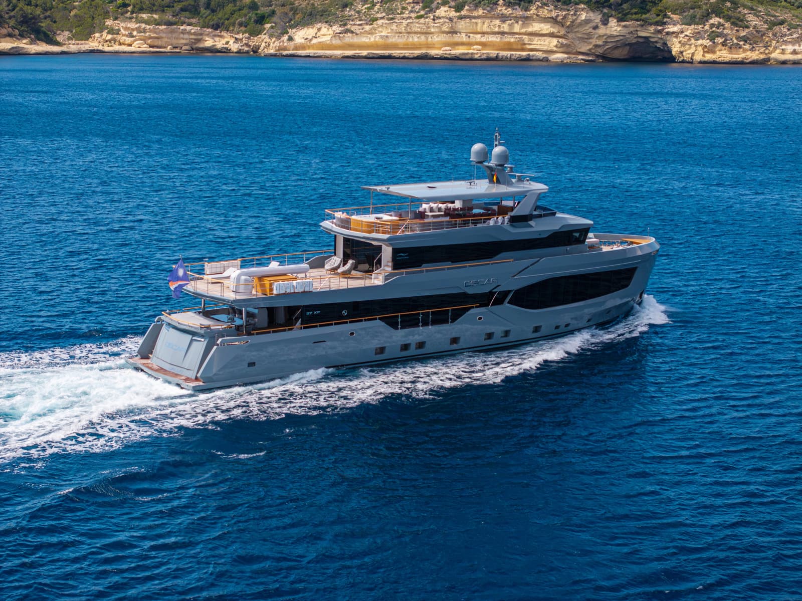 2023 Numarine 37XP - Photo 4