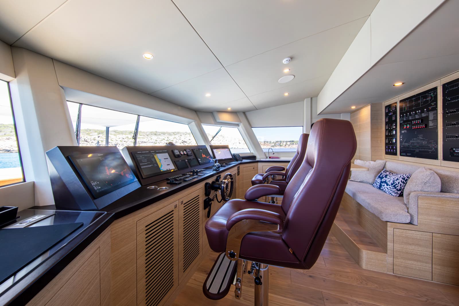 2023 Numarine 37XP - Photo 51