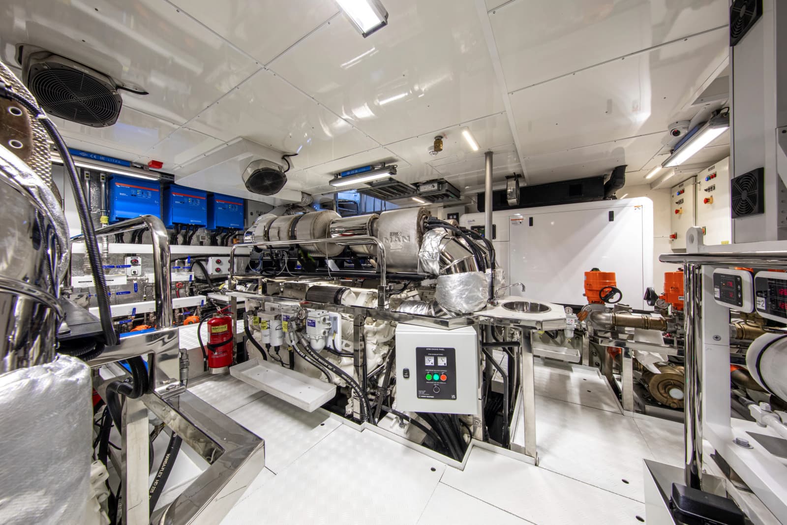2023 Numarine 37XP - Photo 57