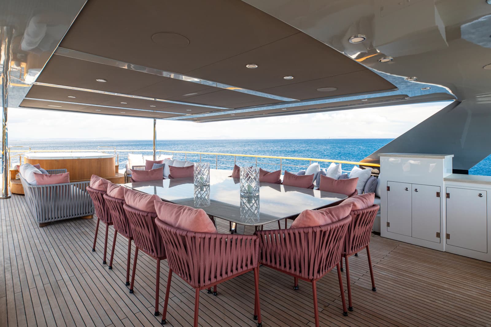 2023 Numarine 37XP - Photo 11