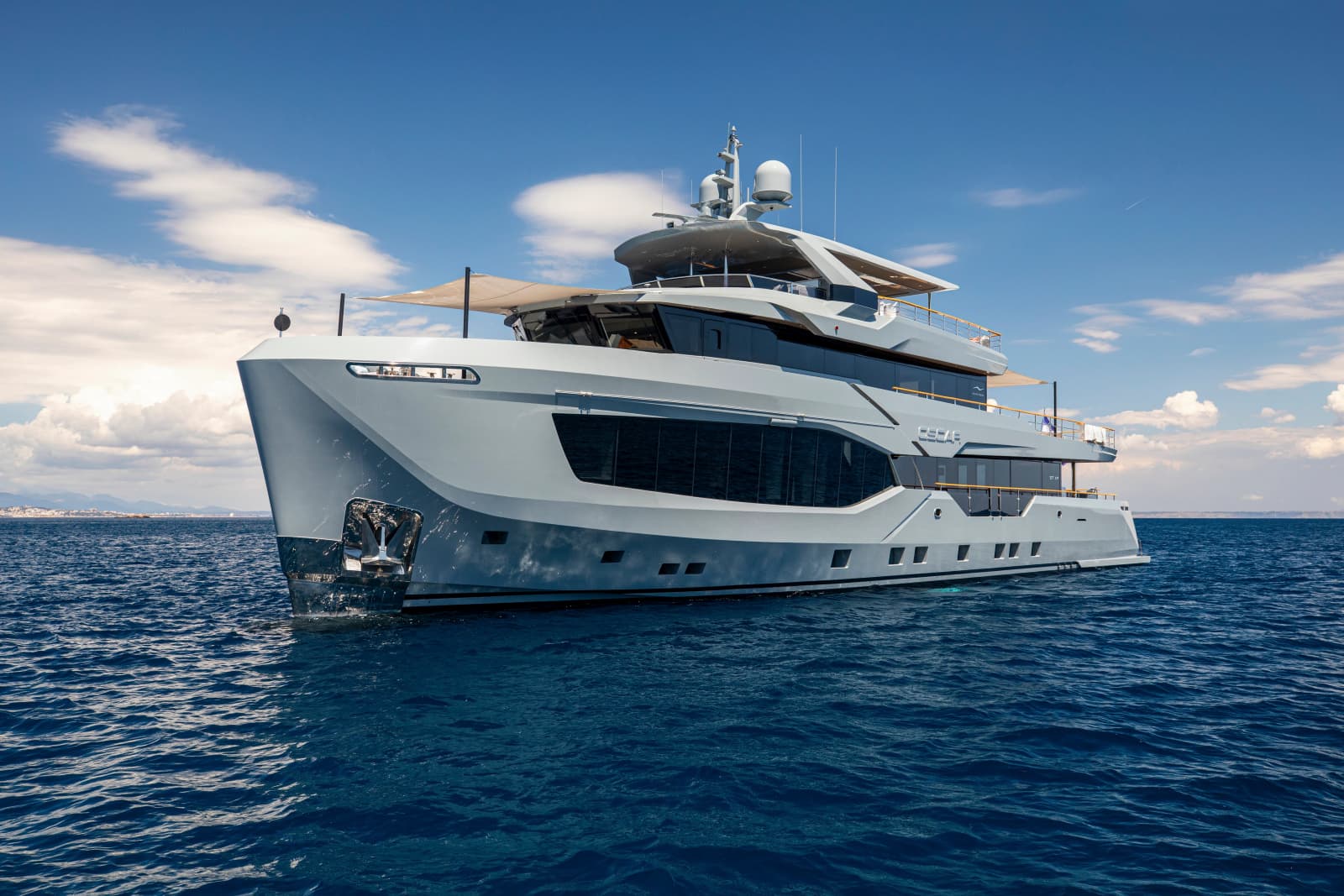 2023 Numarine 37XP - Photo 2
