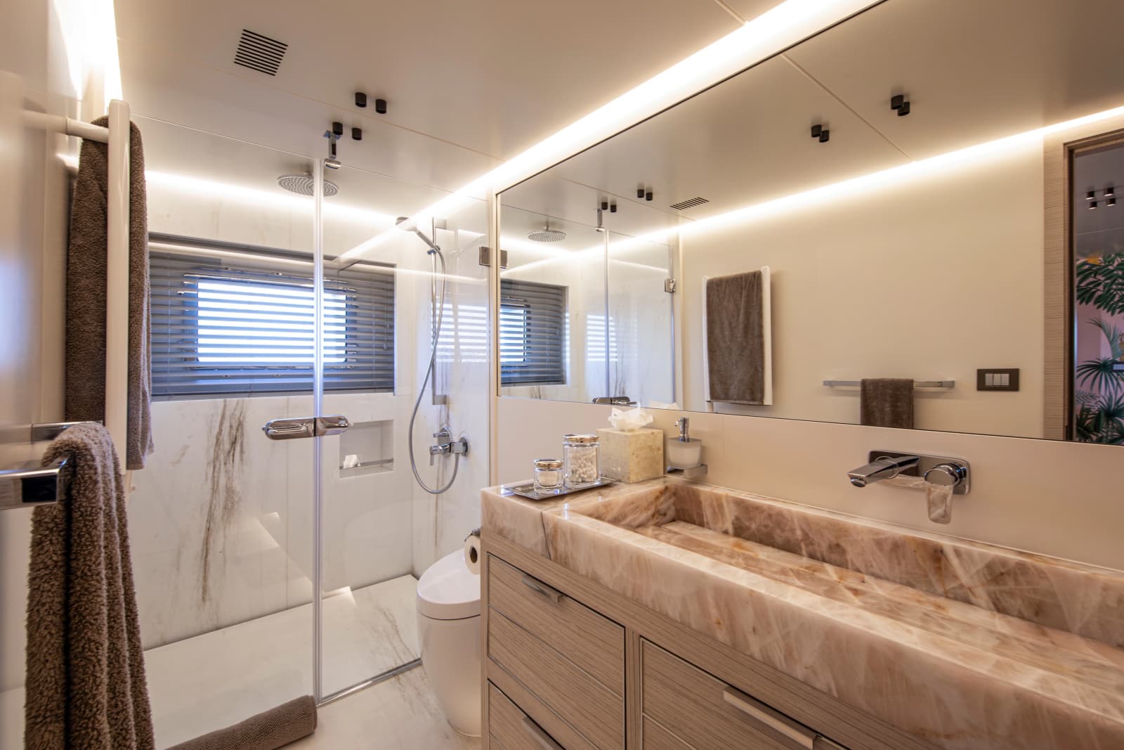 2023 Numarine 37XP - Photo 42