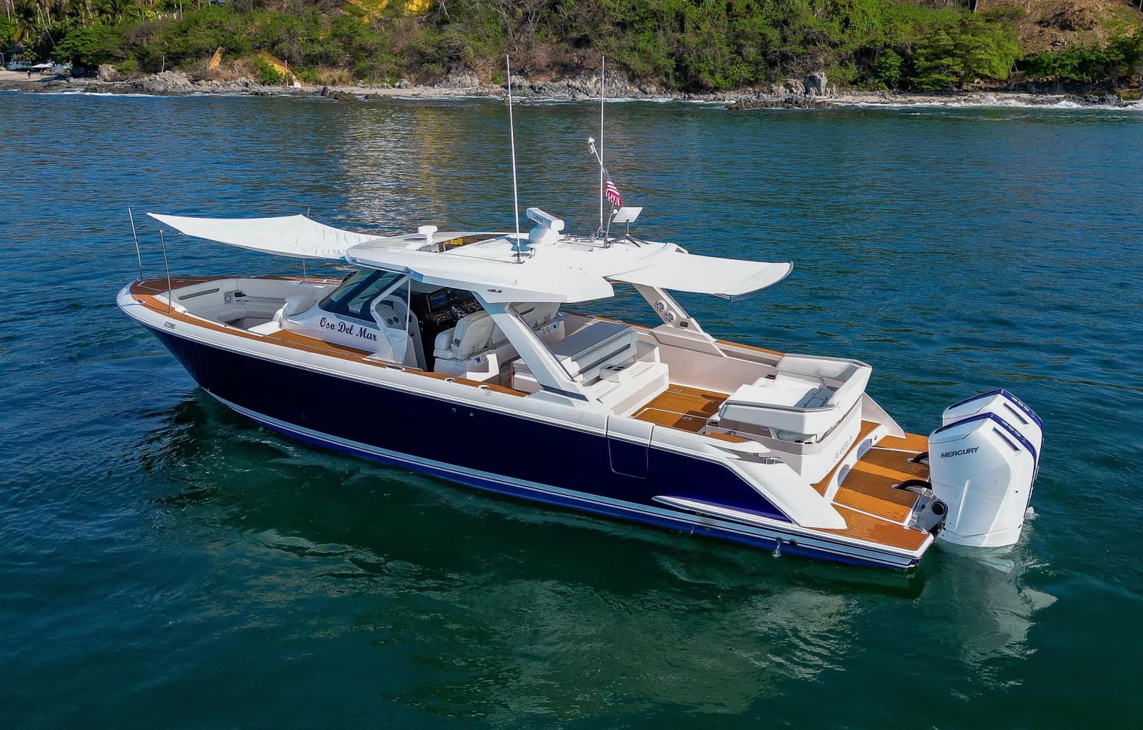 2022 Tiara Yachts 43 LS - Photo 8