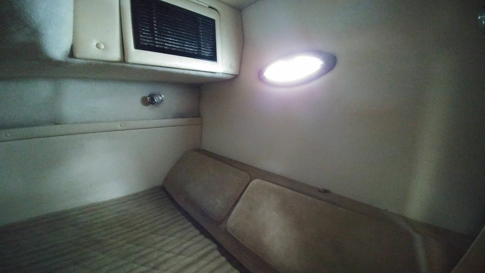 2003 Regal Commodore 2860 - Photo 19
