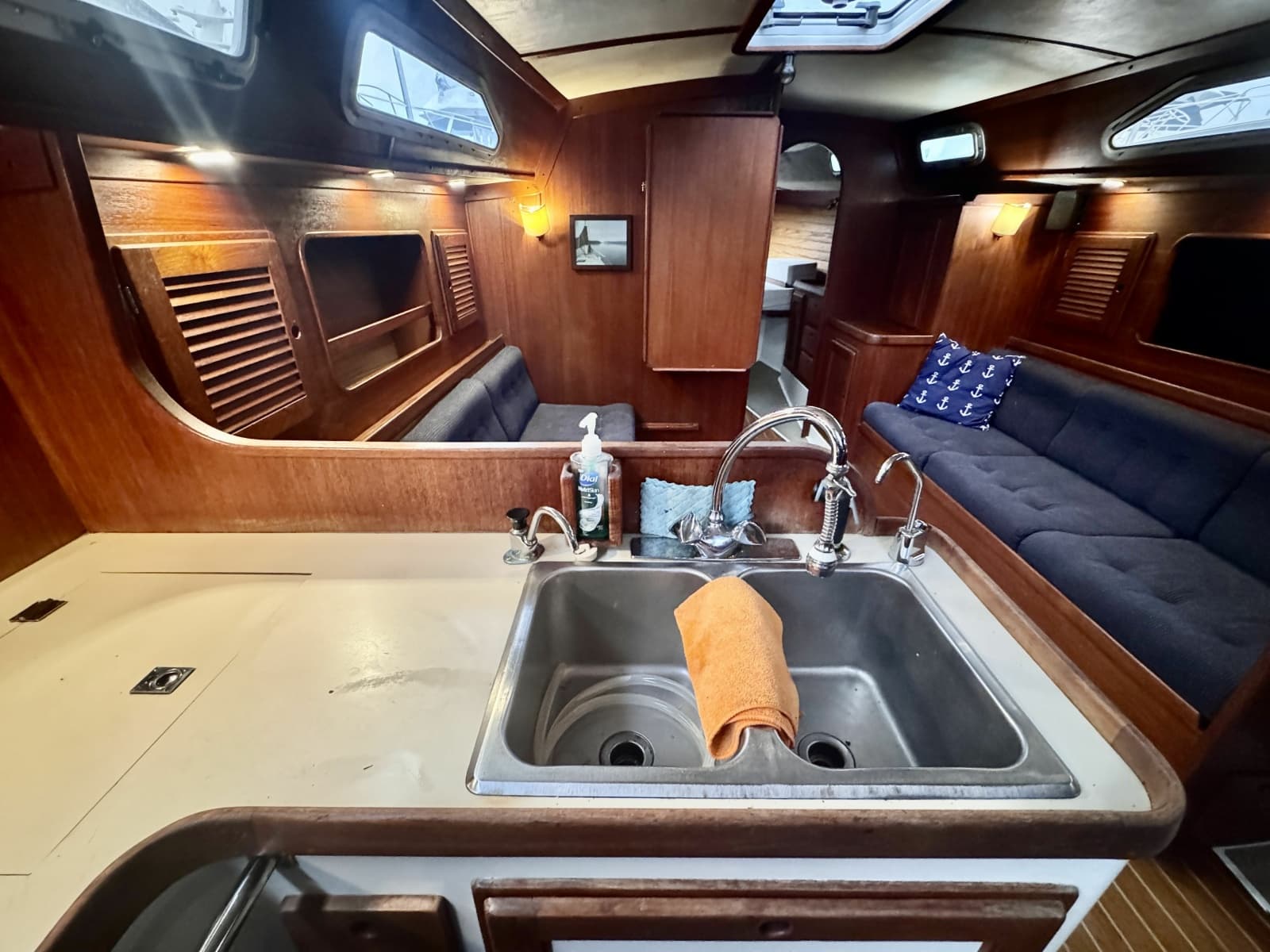 1991 Freedom 38 - Photo 23