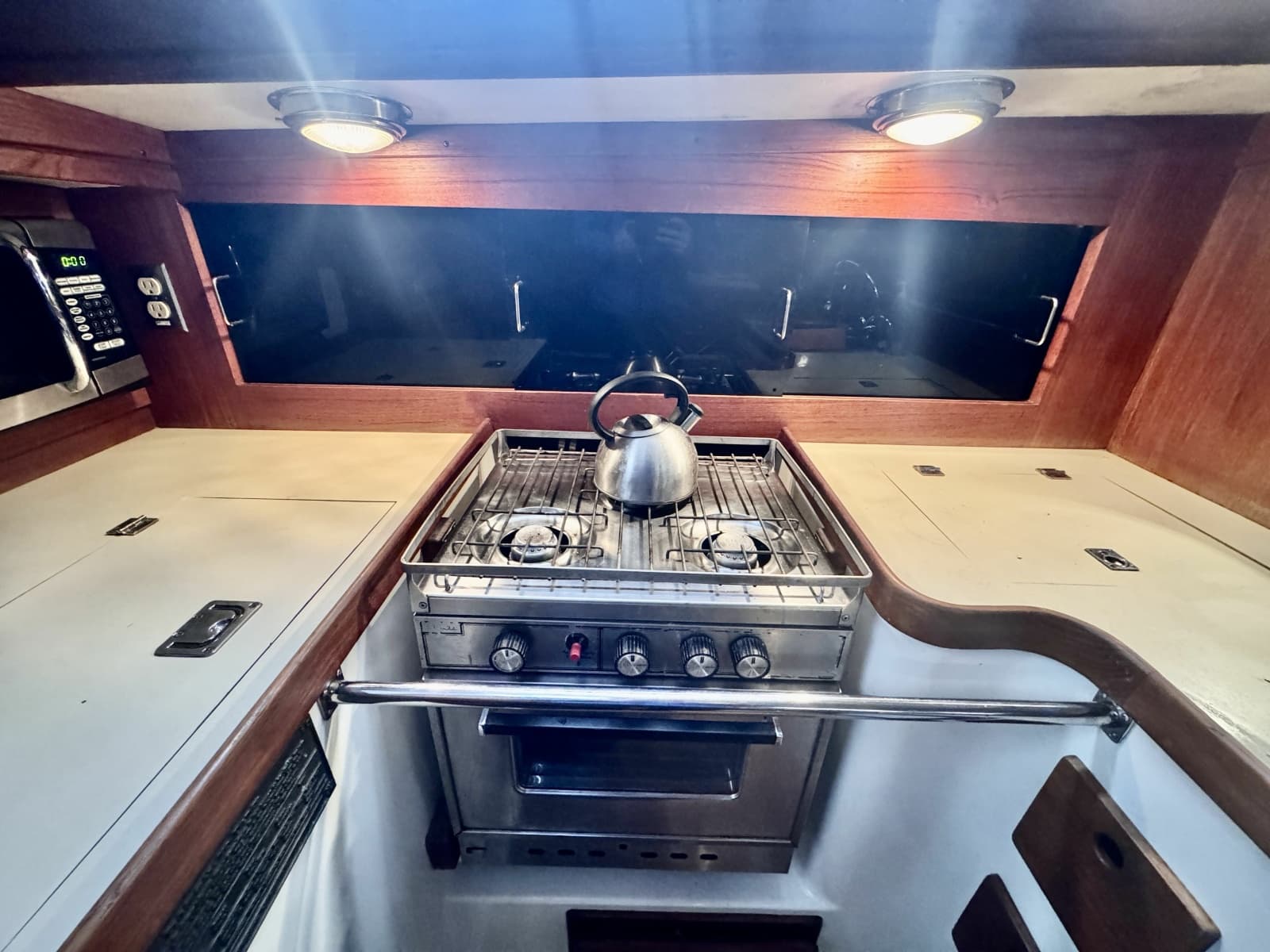 1991 Freedom 38 - Photo 34