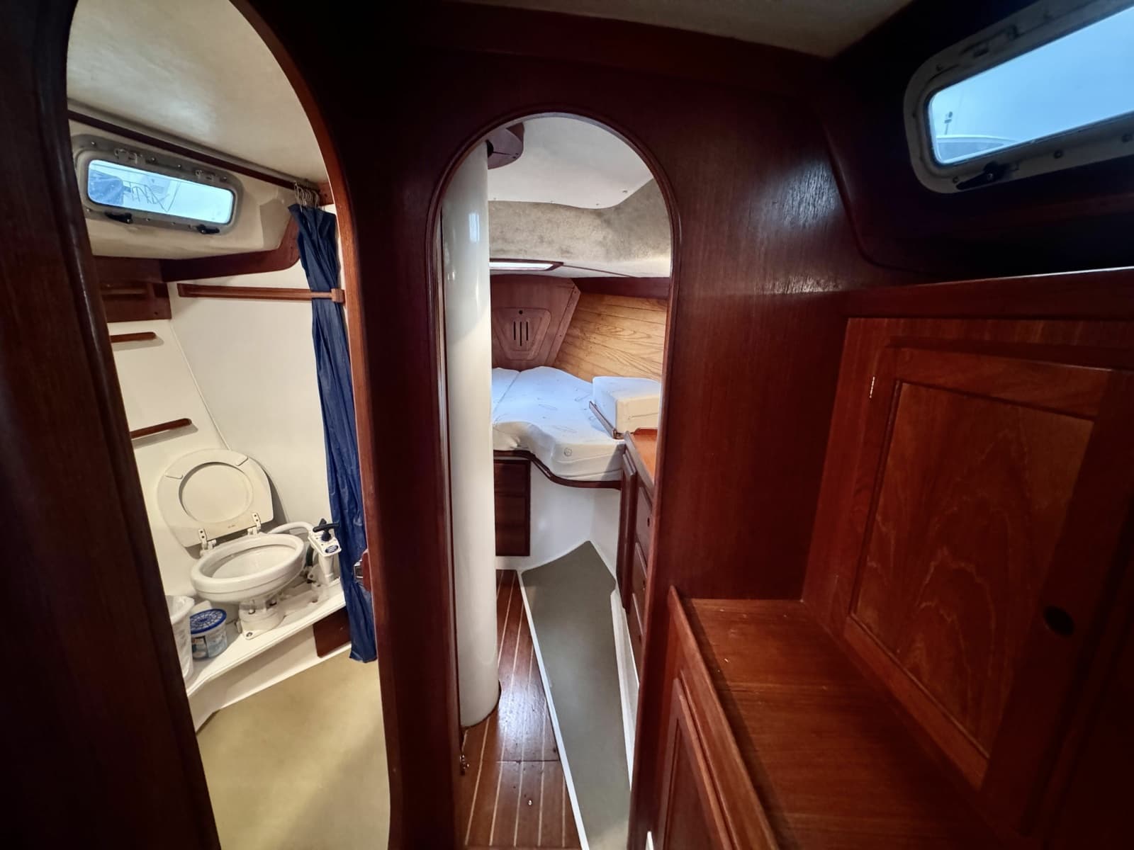 1991 Freedom 38 - Photo 39