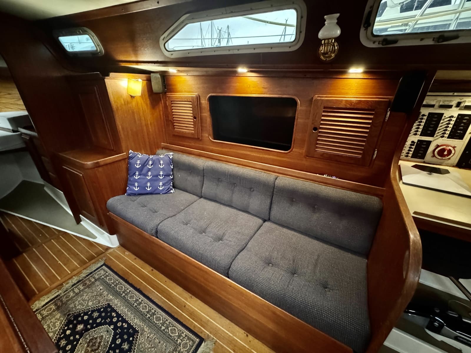 1991 Freedom 38 - Photo 40