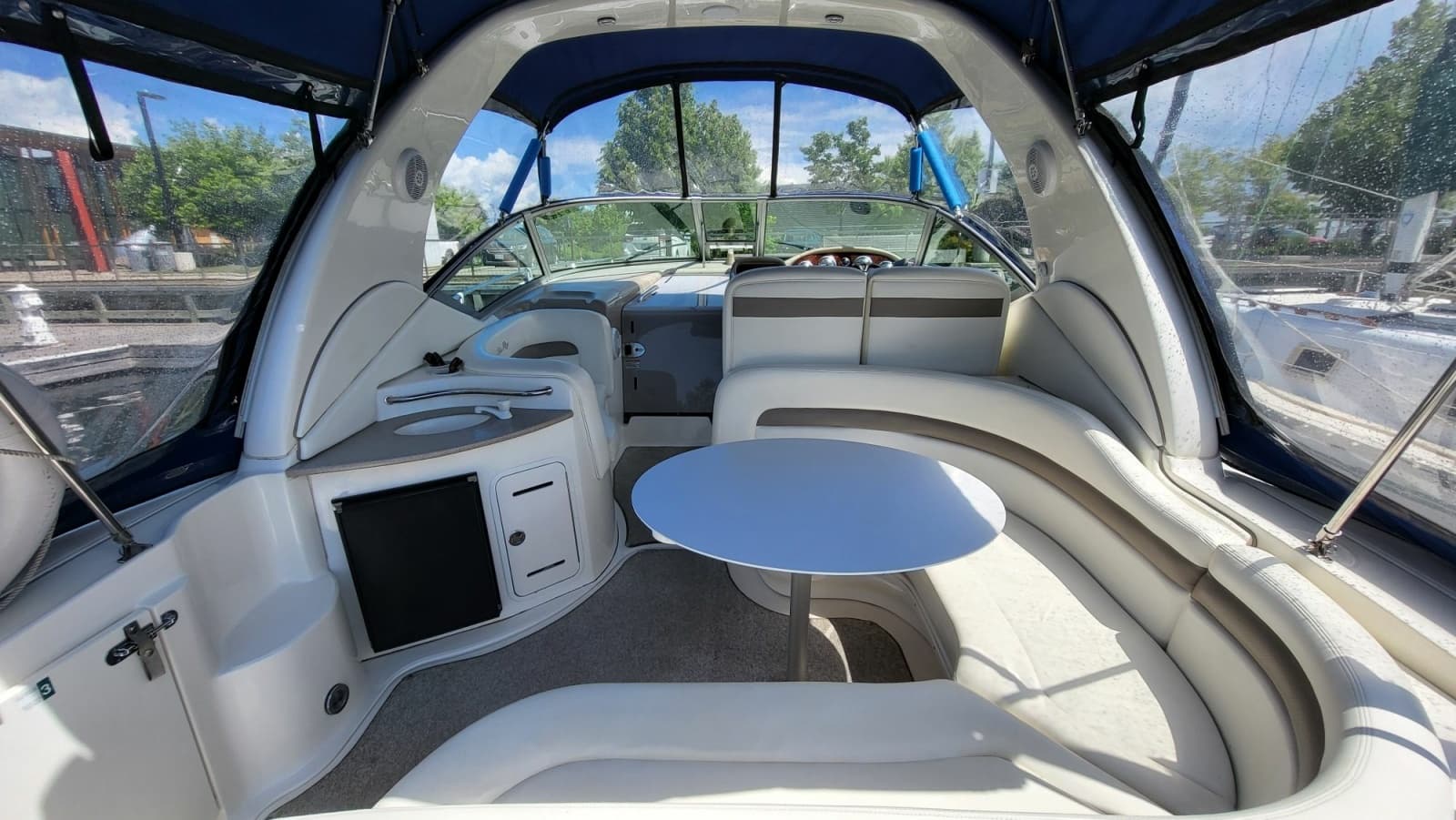 2003 Sea Ray 320 Sundancer - Photo 6