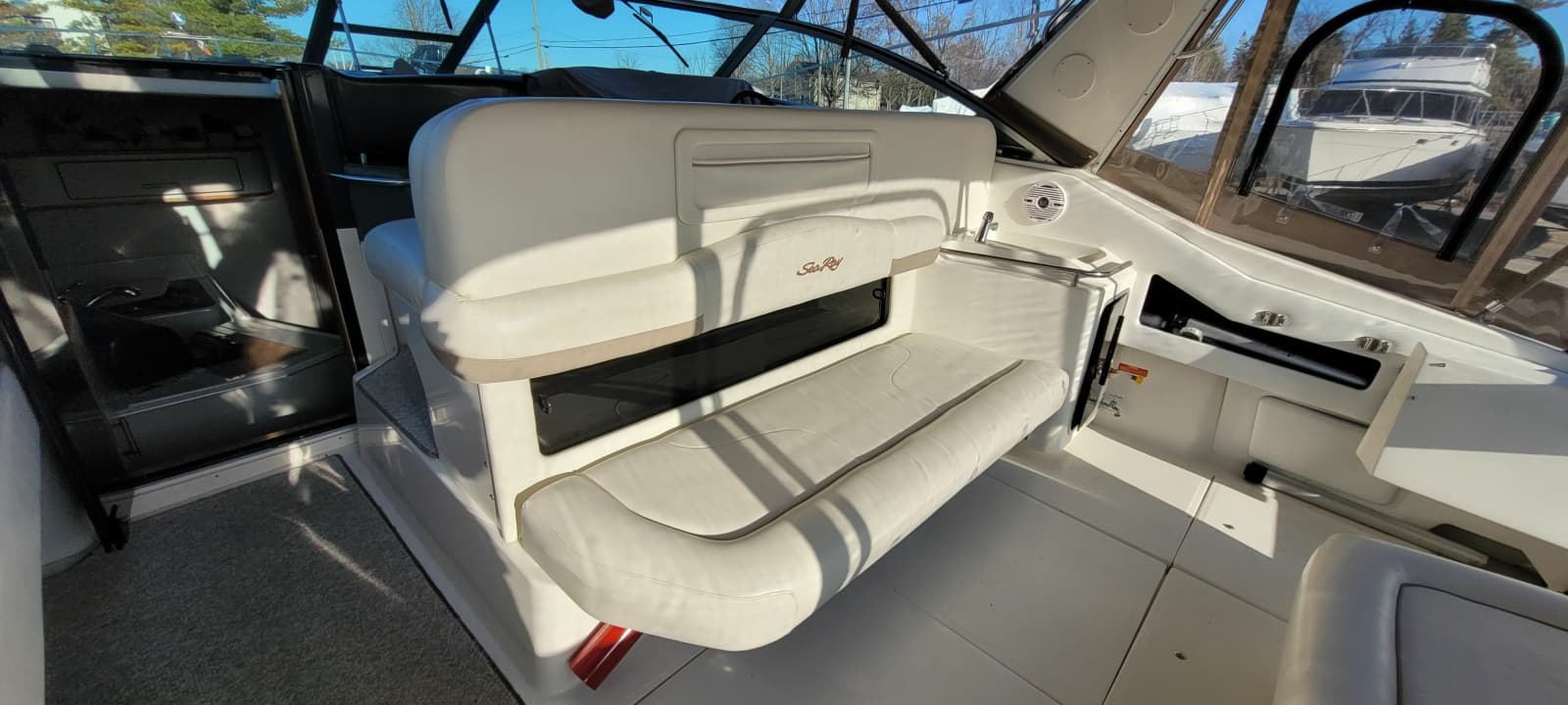 1991 Sea Ray 350 Sundancer - Photo 10