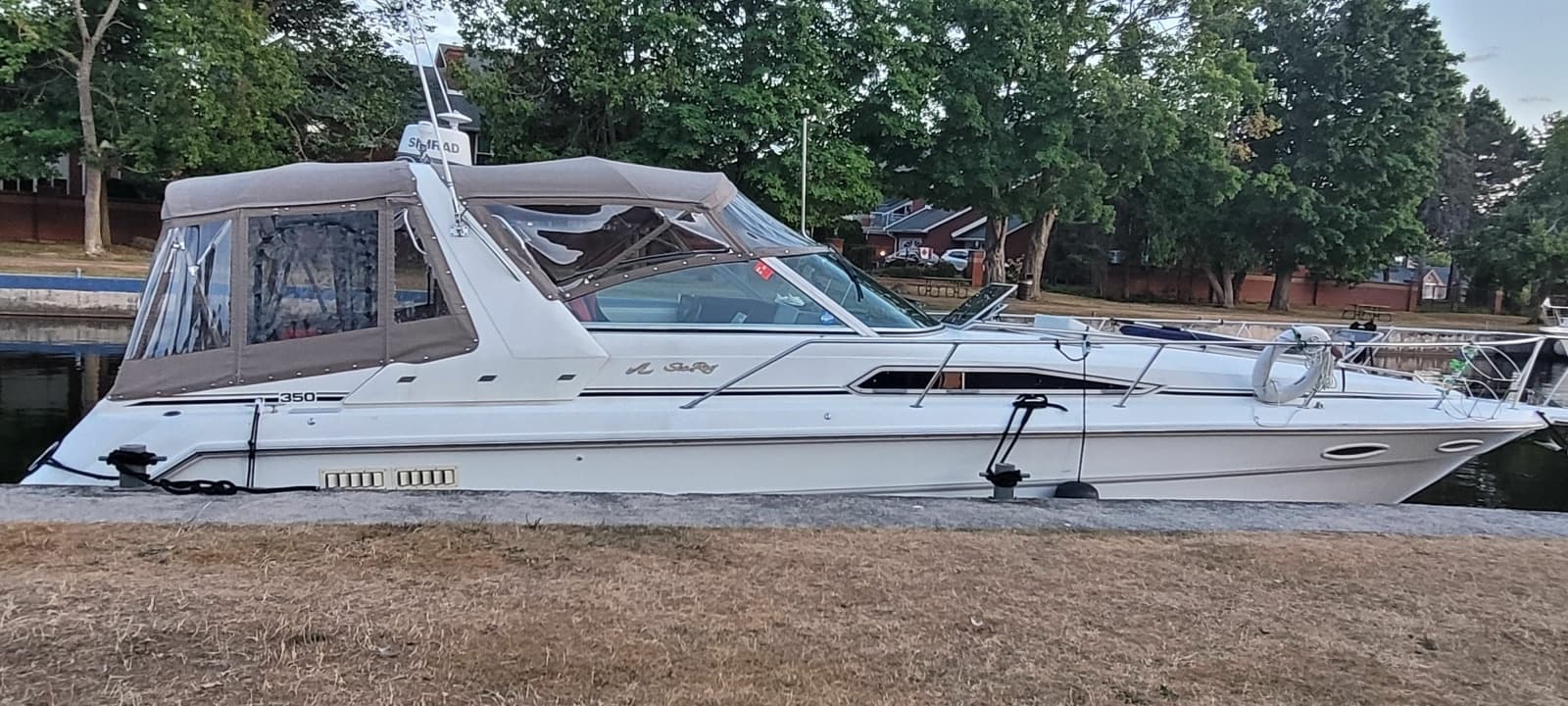 1991 Sea Ray 350 Sundancer - Photo 2