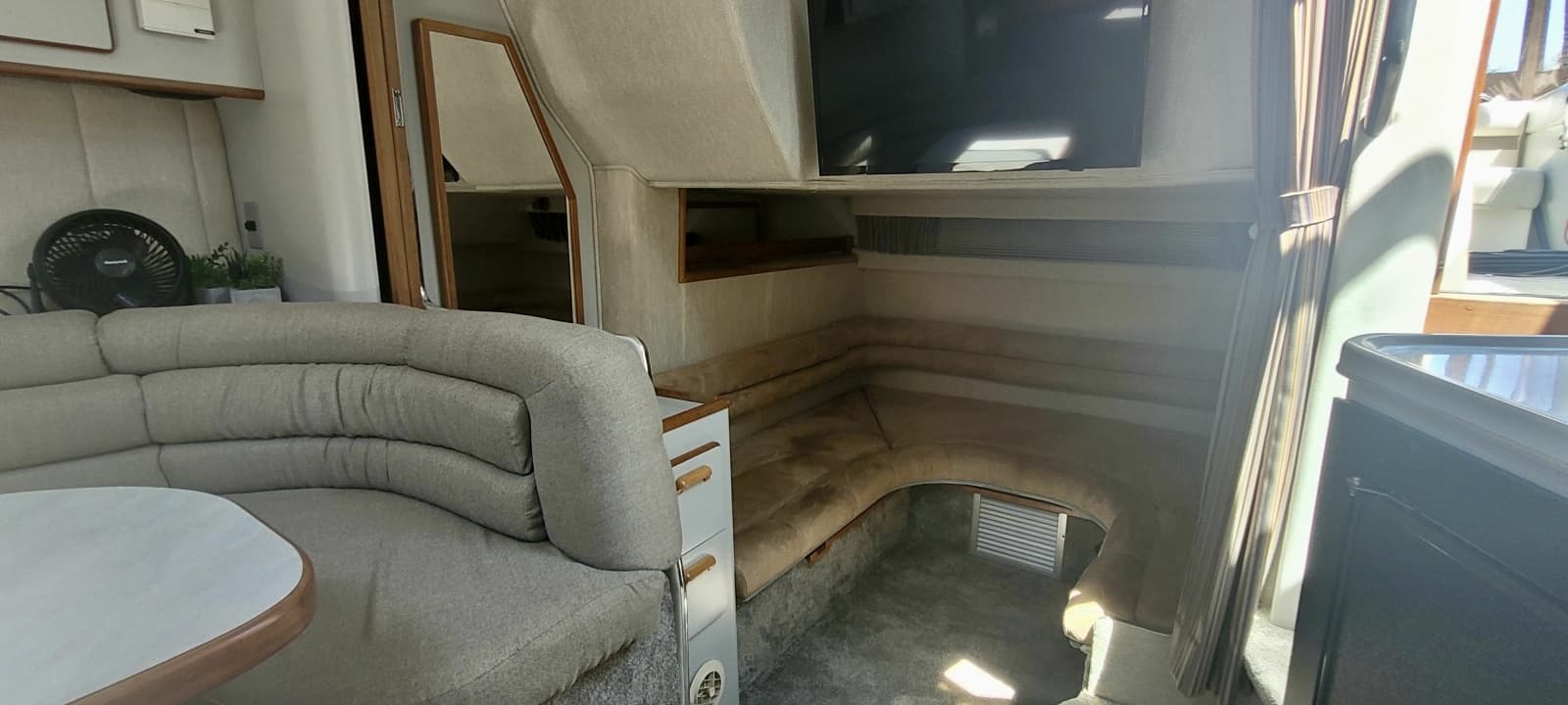 1991 Sea Ray 350 Sundancer - Photo 18