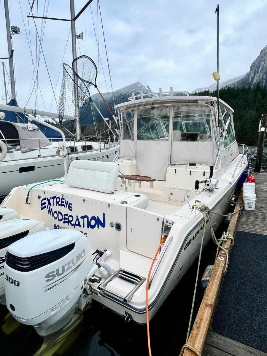2005 Grady-White 360 Express - Photo 2