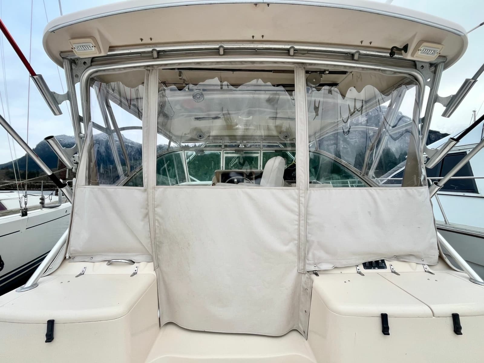 2005 Grady-White 360 Express - Photo 16