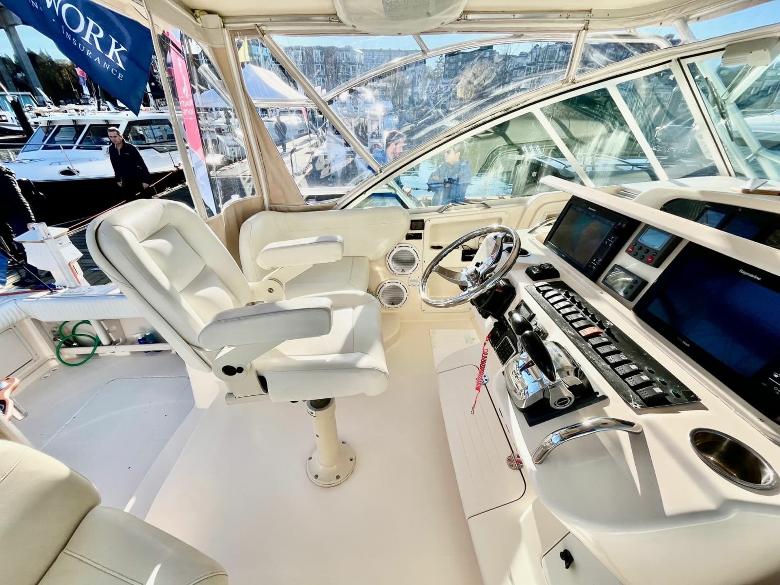 2005 Grady-White 360 Express - Photo 4
