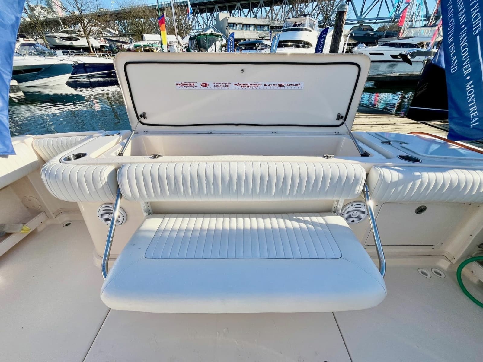 2005 Grady-White 360 Express - Photo 10