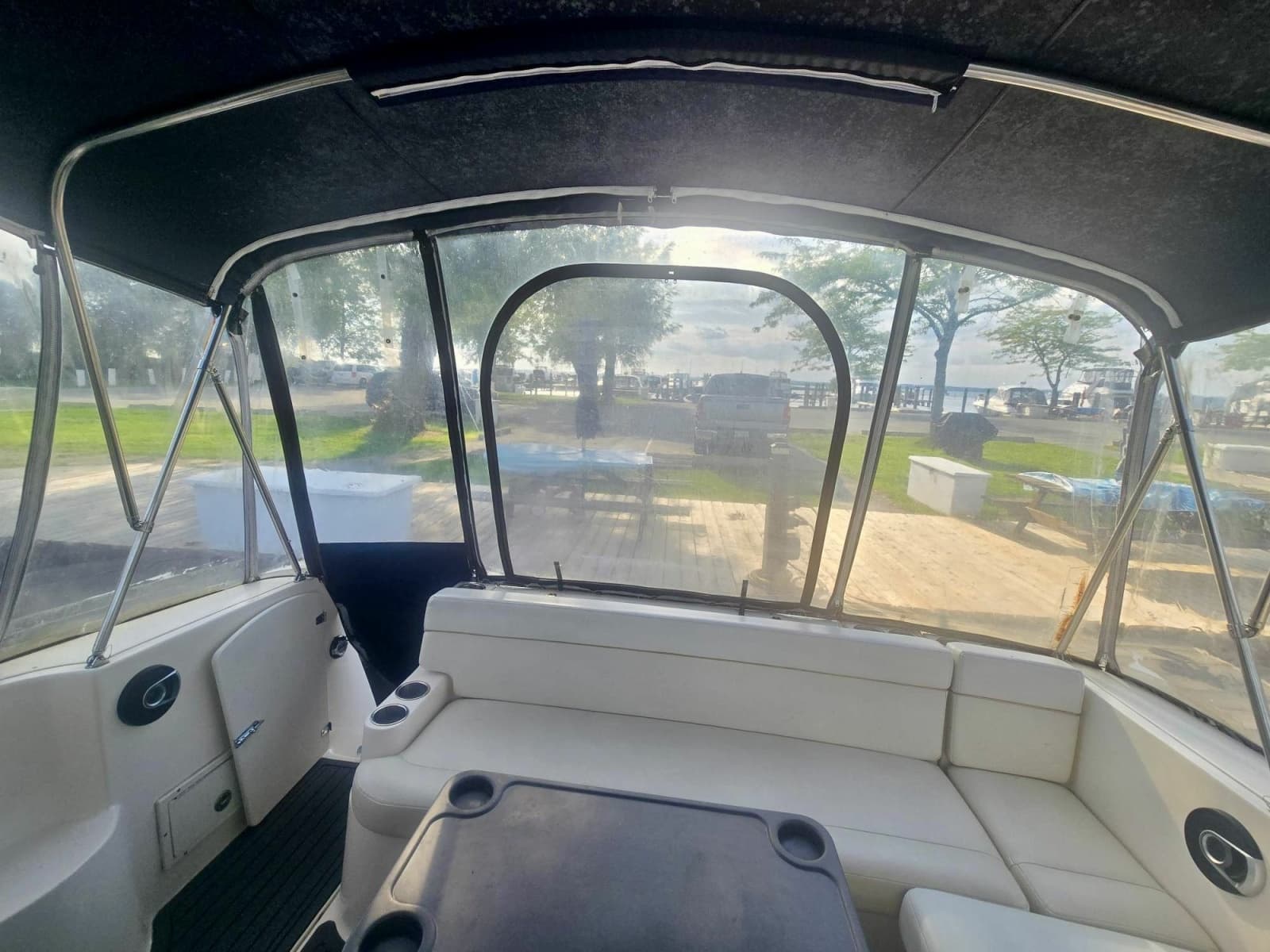 2005 Rinker Fiesta Vee 360 - Photo 8