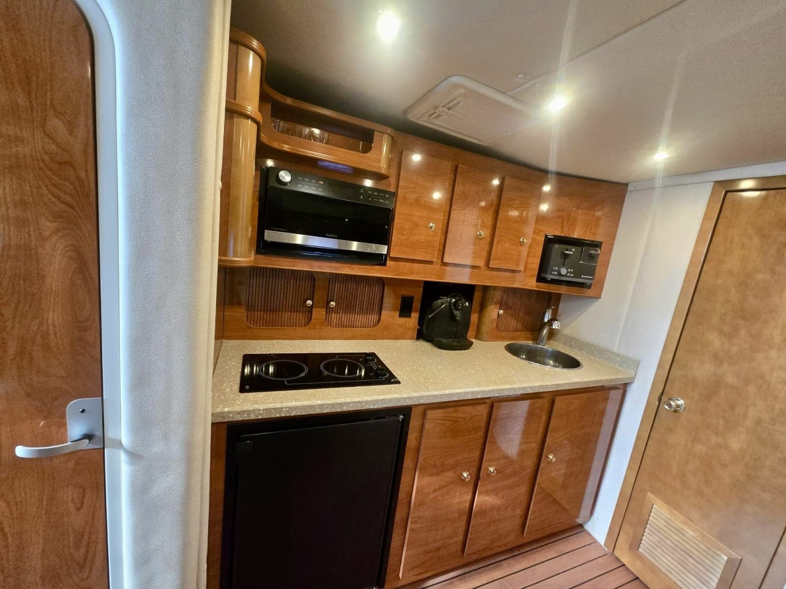 2005 Rinker Fiesta Vee 360 - Photo 12