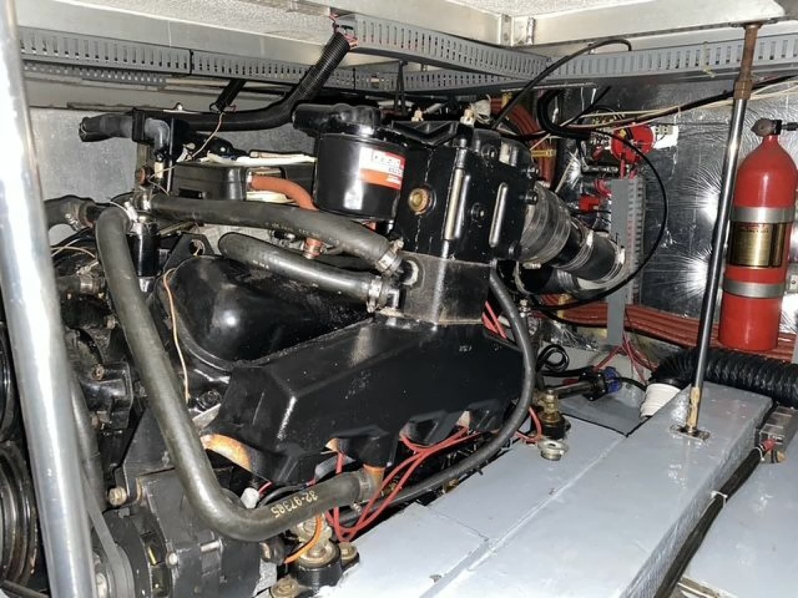 1987 Carver 4207 Aft Cabin - Photo 49