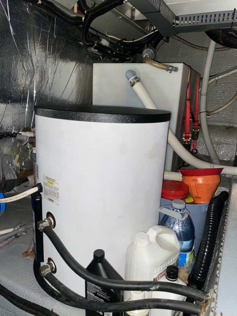 1987 Carver 4207 Aft Cabin - Photo 51