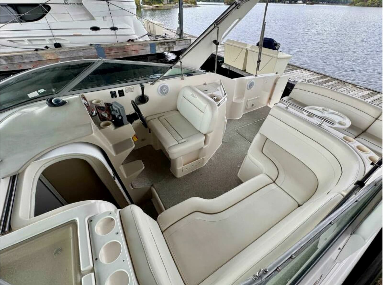 2003 Rinker Fiesta Vee 270 - Photo 6