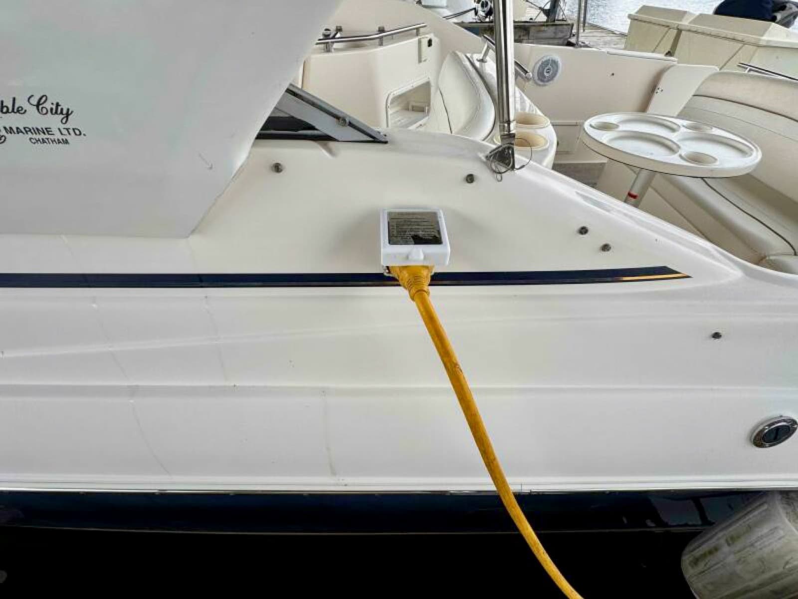 2003 Rinker Fiesta Vee 270 - Photo 8