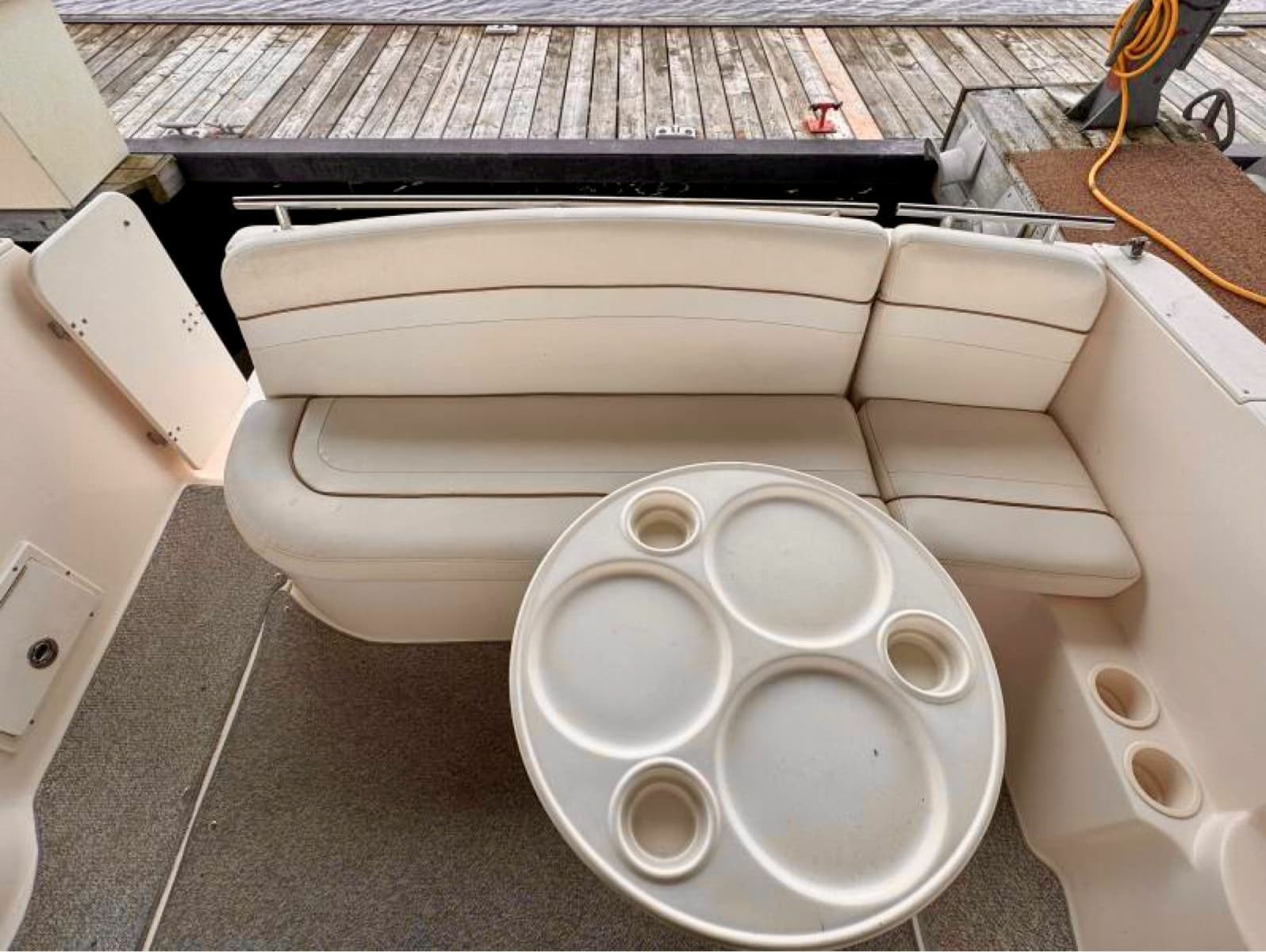 2003 Rinker Fiesta Vee 270 - Photo 12