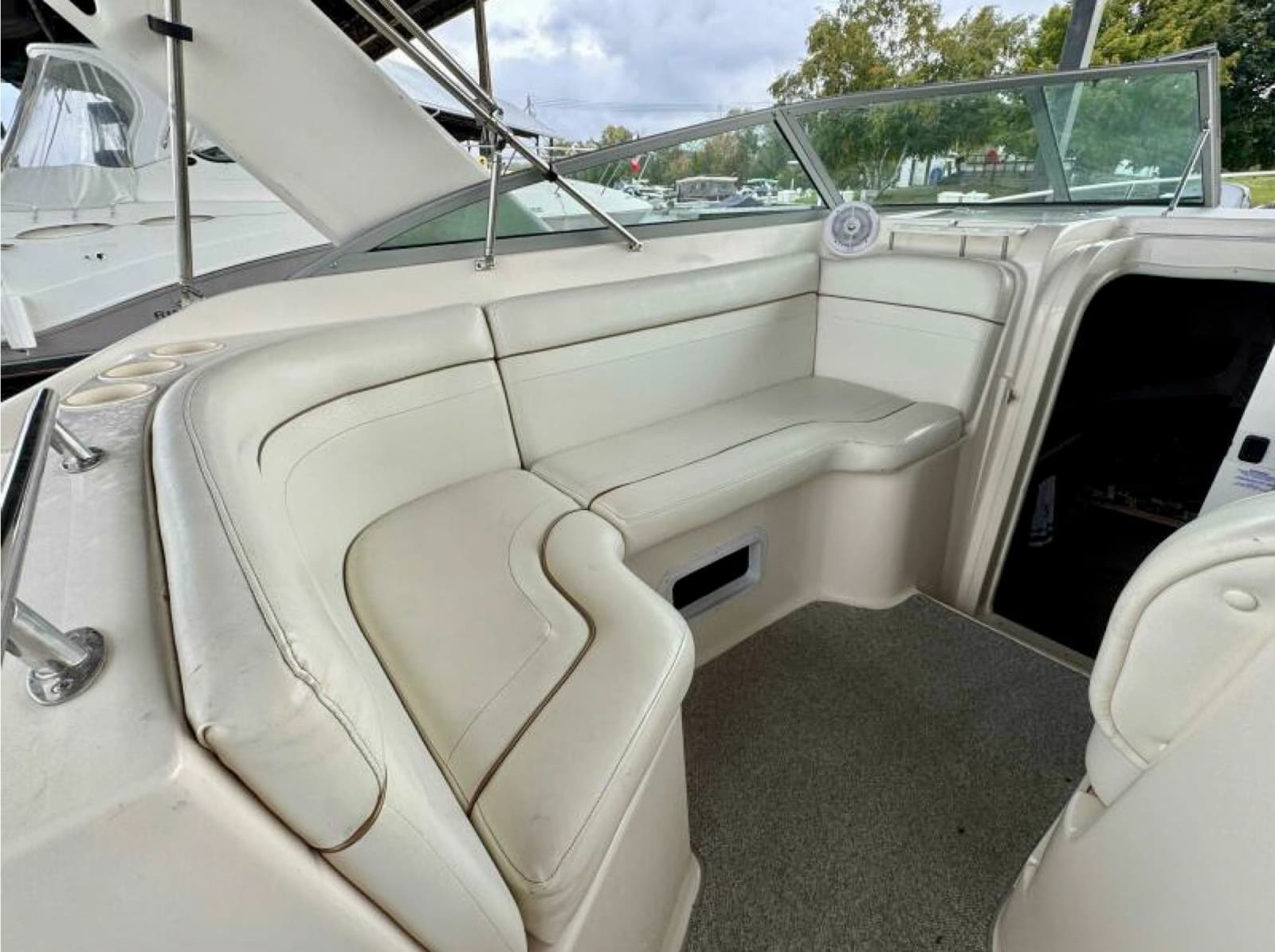 2003 Rinker Fiesta Vee 270 - Photo 14