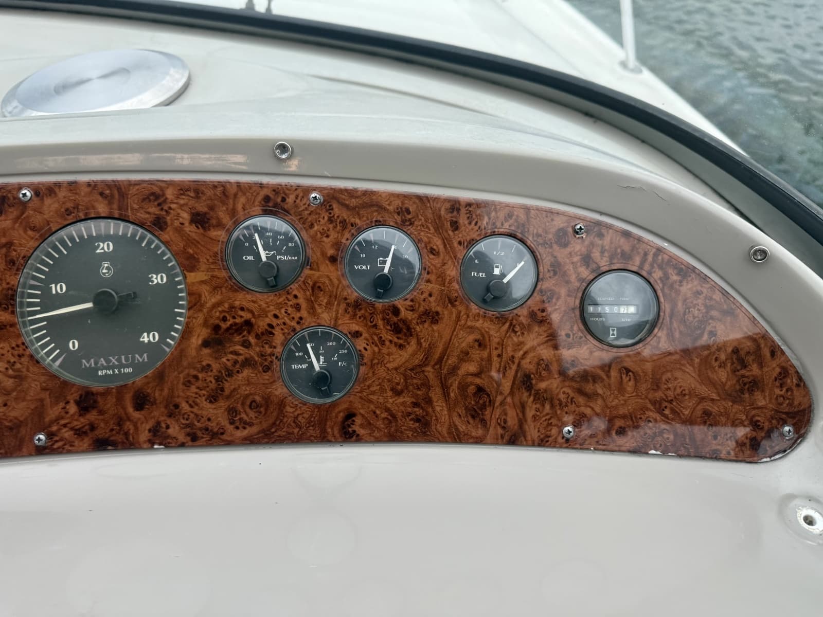1998 Maxum 4100 SCR - Photo 25