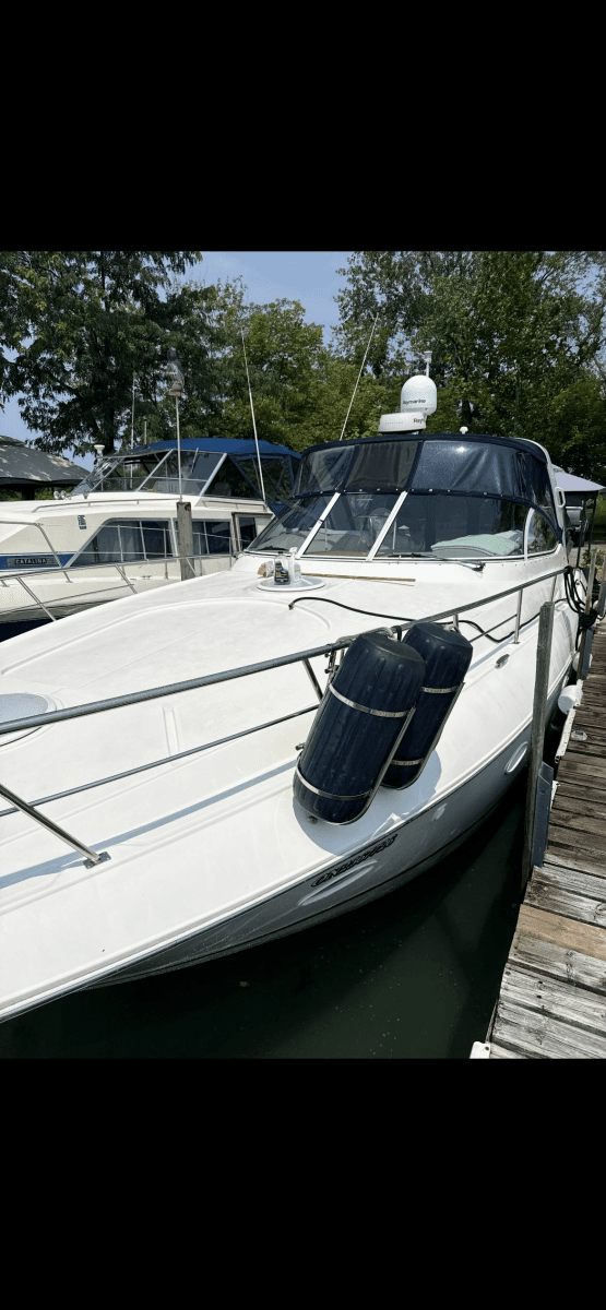 2004 Cruisers Yachts 40 Express - Photo 6
