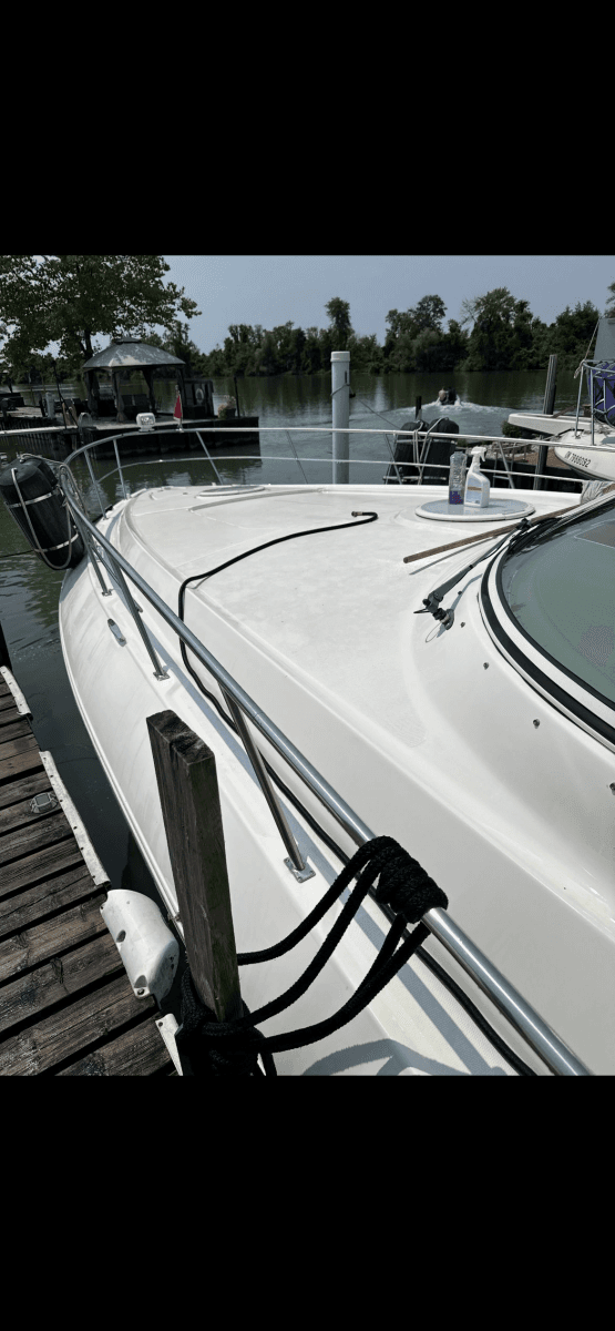 2004 Cruisers Yachts 40 Express - Photo 5